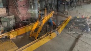 Ремонт стрелы JCB 3cx сварочные работы Расточка наплавка