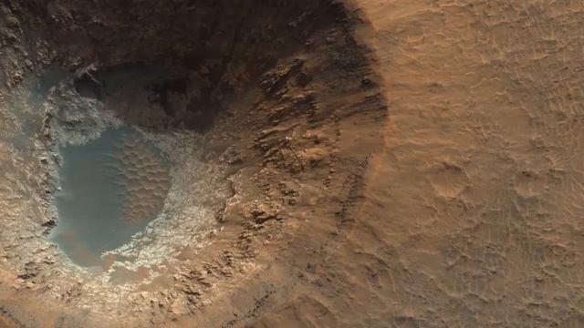 Марс с камеры космической станции MRO