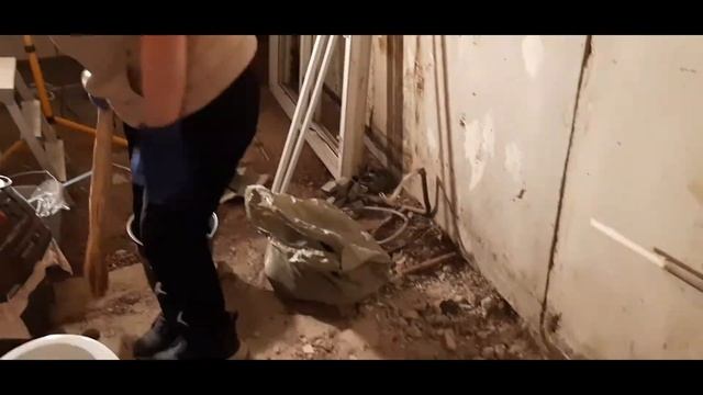 Как я устанавливала унитаз в ремонт. смотреть онлайн