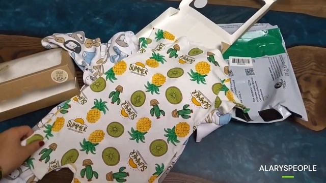 Песочник для малыша "Ананасики" от ALARYSPEOPLE смотреть онлайн