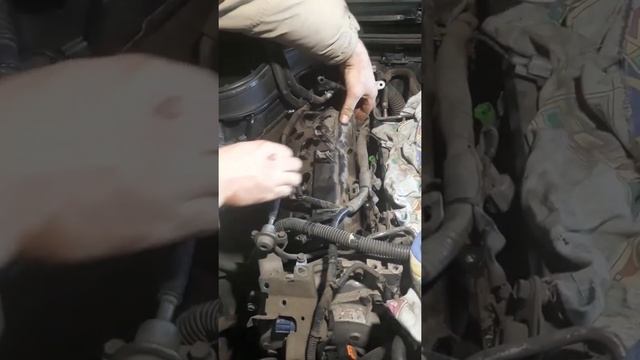 Инфинити G35 infiniti G35 g35x ремонт двигателя замена прокладок клапанных крышек сальников заслонк смотреть онлайн