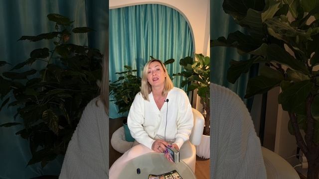 Что он чувствует ко мне сегодня? Таро совет дня - онлайн #shorts #магиятаро #гаданиетаро #таросовет смотреть онлайн