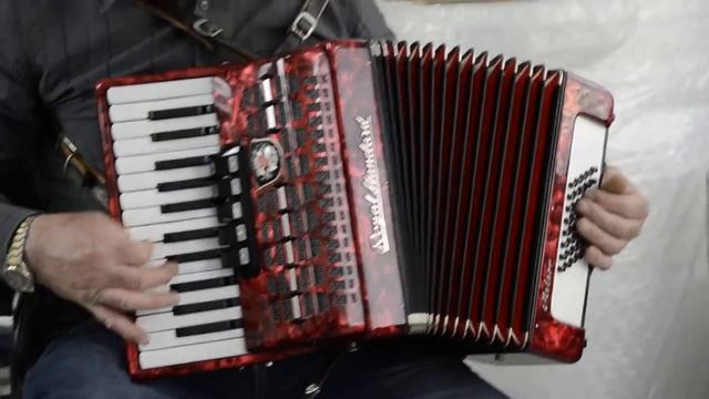 GERMAN SUPERB TOP PIANO ACCORDION WELTMEISTER ROYAL STANDARD METEOR 40 bass,5sw. смотреть онлайн
