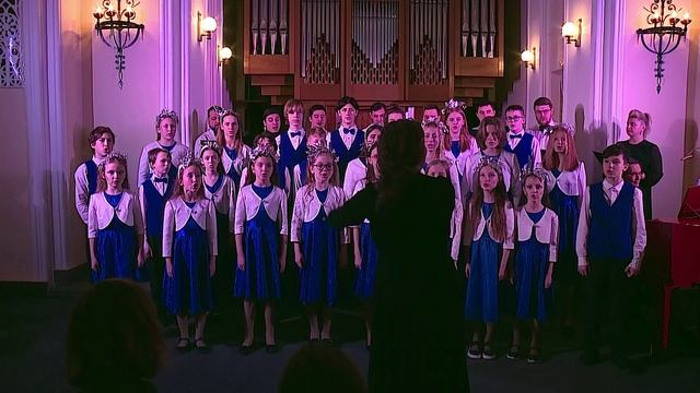 «Аист на крыше» сл. В. Поперечного, муз. Д. Тухманова смотреть онлайн