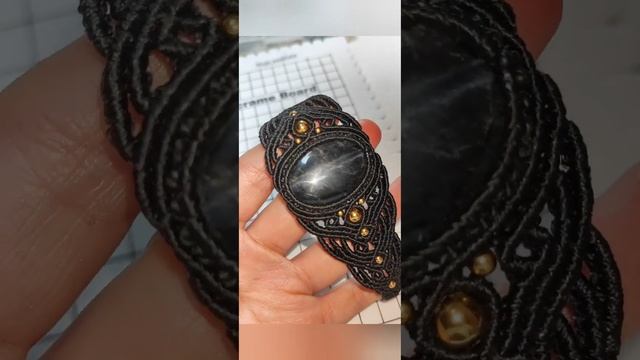 процесс браслета микро макраме.micro macrame bracelet process смотреть онлайн