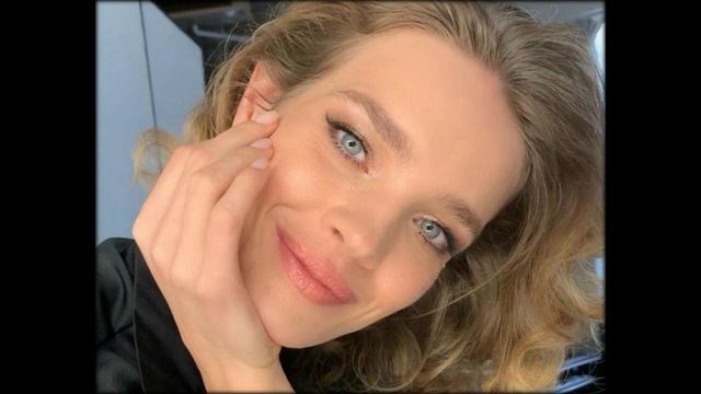 Наталья Водянова показала лицо младшего сына смотреть онлайн