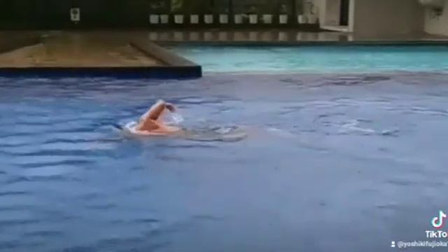 Raining Hujan in West Java, Indonesia☔ #swimming #rain #hujan смотреть онлайн