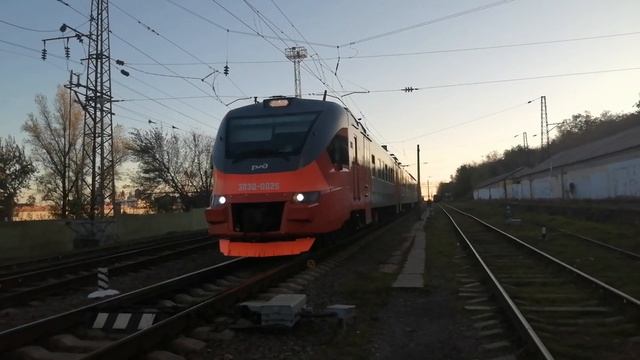 Электропоезд ЭП3Д 0025 с сообщением Успенская-Ростов-на-Дону. смотреть онлайн