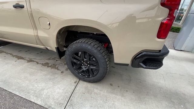 Tan 2022 Chevrolet Silverado 1500 Custom Trail Boss Review Calgary AB - Wolfe смотреть онлайн