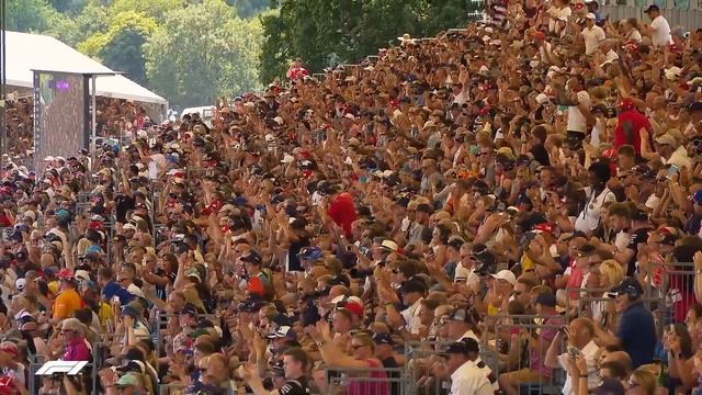 Lewis Hamilton's Best Pole Position Team Radio Messages! смотреть онлайн