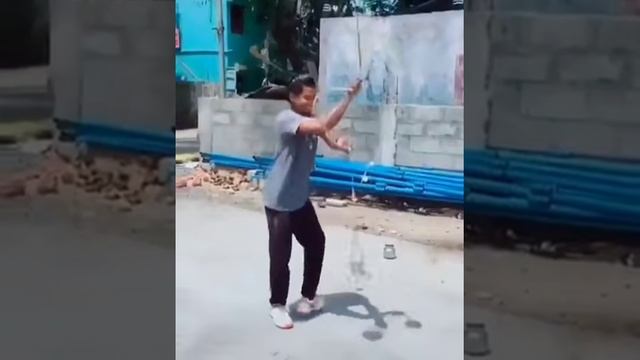 Отличное исполнение центростремительной силы. смотреть онлайн