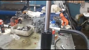 Проверка гидроцилиндра 50х25х200 на герметичность | HYDM.RU