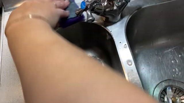 Как быстро убрать налёт на кране. 2 часть смотреть онлайн