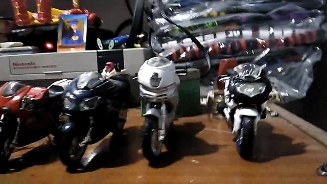 Motocicletas de colección a escala 1:18 MUESTRA a la venta смотреть онлайн