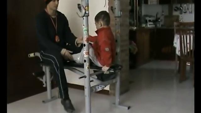 Giuliano verry young , keep training смотреть онлайн