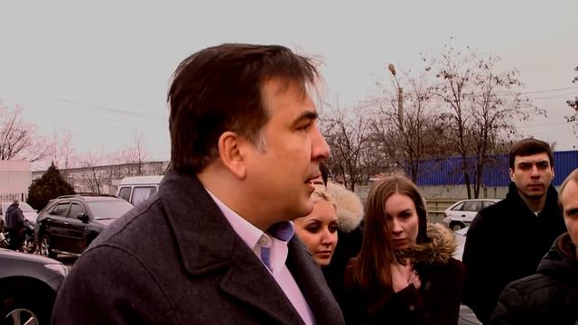 Саакашвили и СБУ посрались из-за орехов смотреть онлайн