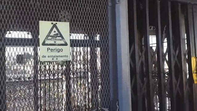 Португалия. Лиссабон, лифт Санта-Жушта смотреть онлайн