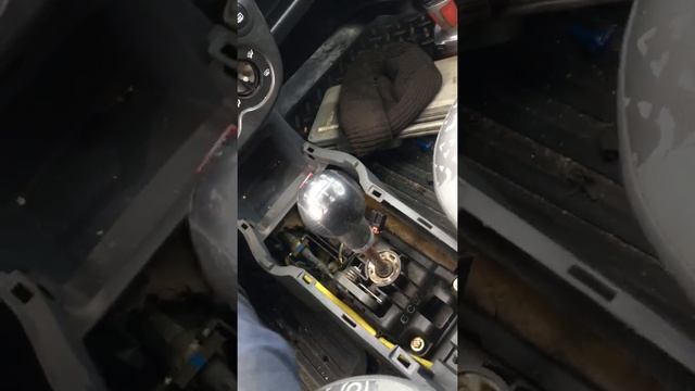 Снятие центральной консоли шевролет спарк.mp4