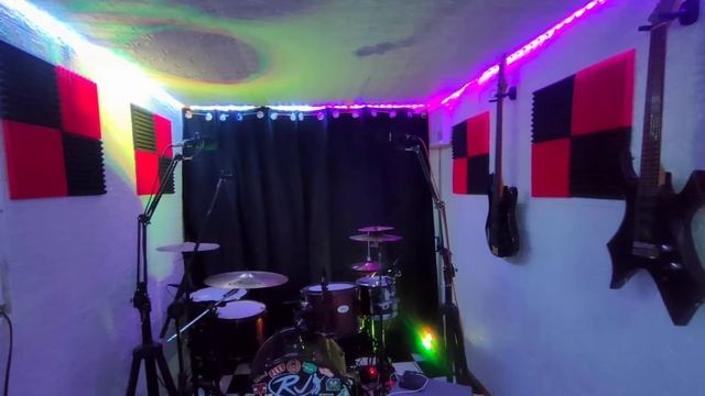 Eljan mini studio be side of my house смотреть онлайн