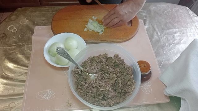 Света:Мамины секреты:Пирожки с ливером ( ТОШНОТИКИ ) из СССР. смотреть онлайн