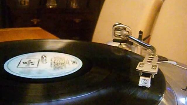 Carlo Buti - Violino Tzigano - Tango смотреть онлайн