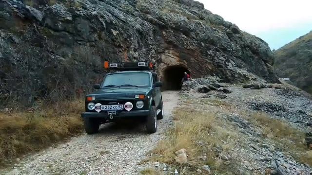 Аянский источник и нижнее плато Чатыр-Даг смотреть онлайн
