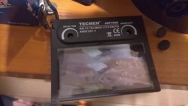 Ремонт, доработка, замена батареек в маске-хамелеон Techmen adf-700s смотреть онлайн