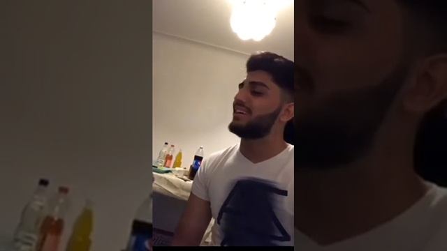 Красавчик Ромео поёт ⚜️???? смотреть онлайн