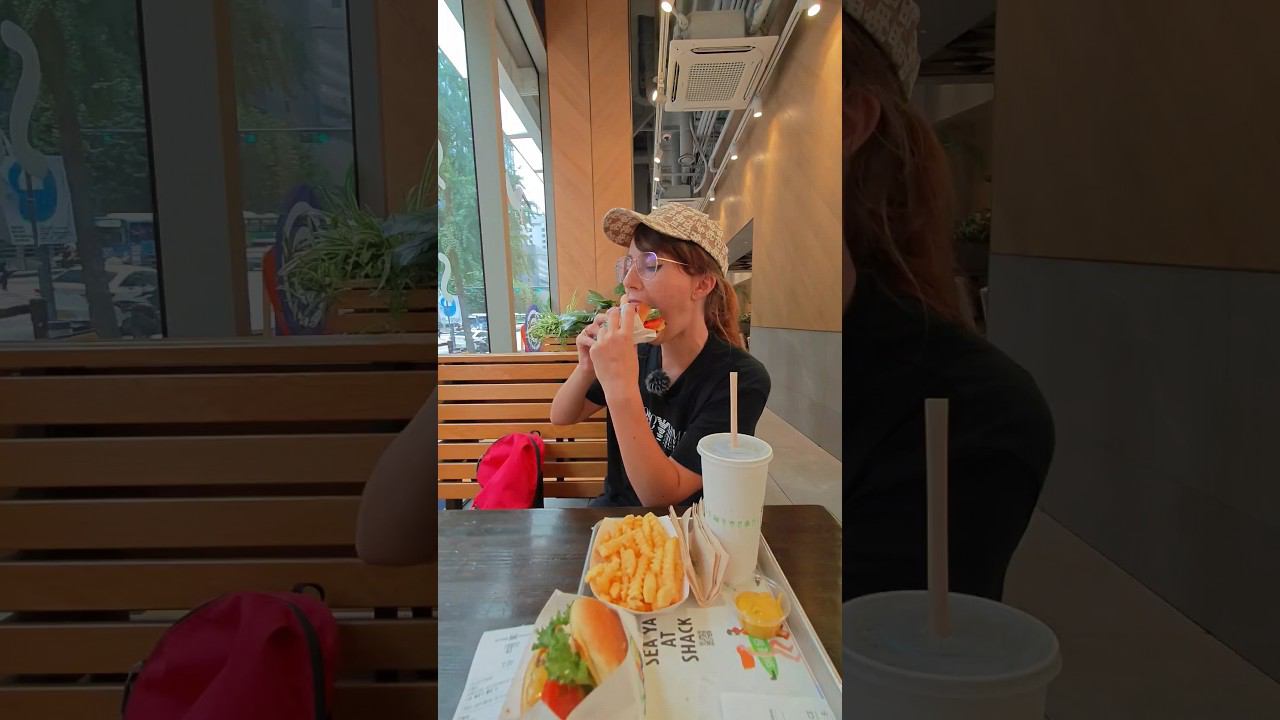 Бургеры в Южной Корее. Надоел Рис! #южнаякорея #фастфуд смотреть онлайн