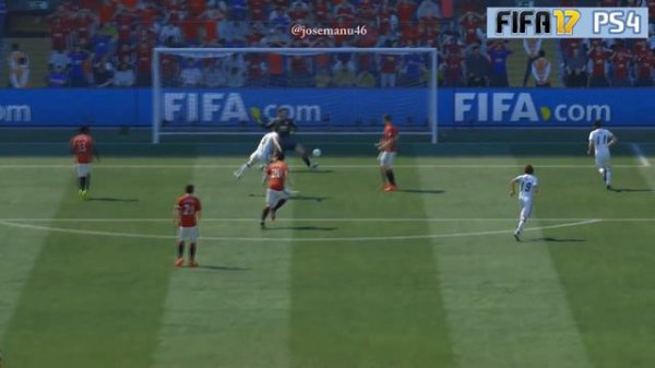 FIFA 17 - PS3 vs PS4 Graphics and Gameplay Comparison