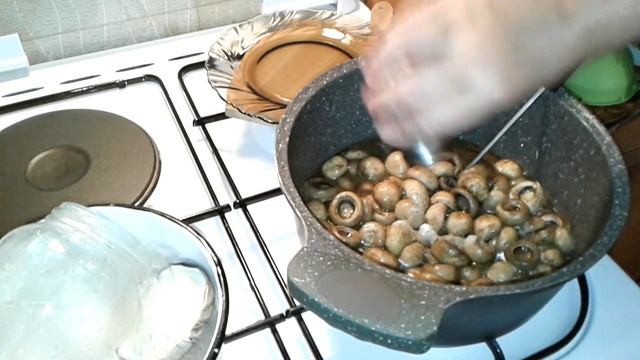 Маринованные грибы в собственном соку смотреть онлайн