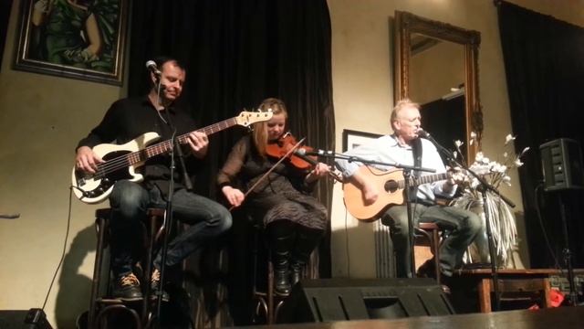 Fifteen String Trio - 7 December 2013 - Roots aan de Zaan, Zaandam (1) Lily of Barbary смотреть онлайн