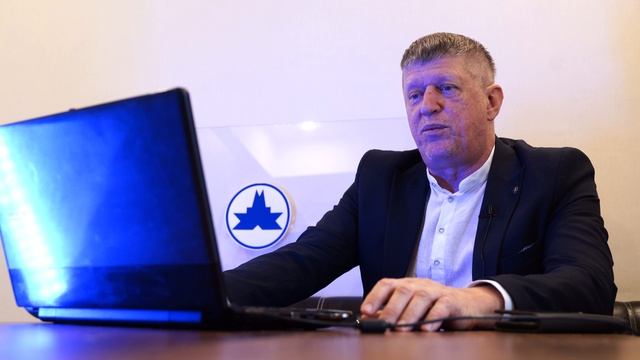 Про встречу в Москве Давайте ес...рия относительности, большой взрыв, расширение смотреть онлайн
