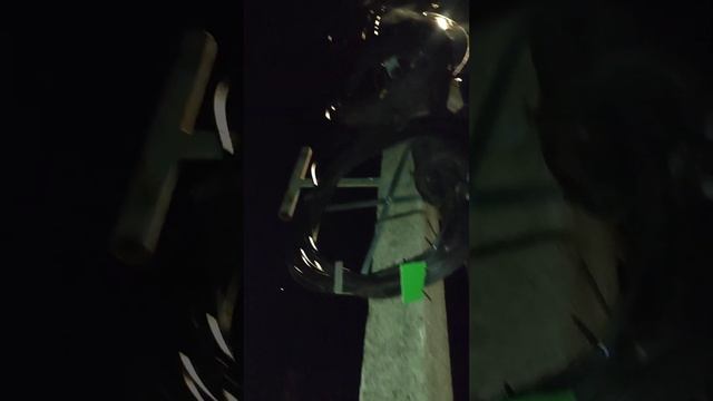 Столбы электрические, счетчики, провода. Electric poles, meters, wires. смотреть онлайн