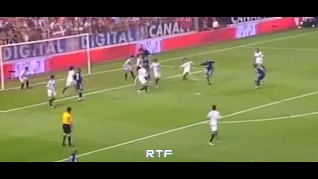I found all of Zinedine Zidanes left-foot goals... смотреть онлайн