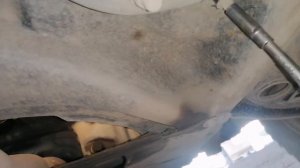 Toyota Yaris замена Втулок Стабилизатора и Линок.