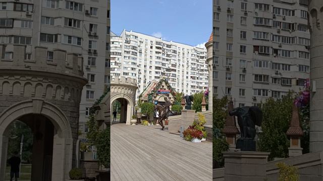 Замок наулице Перерва в Москве. смотреть онлайн