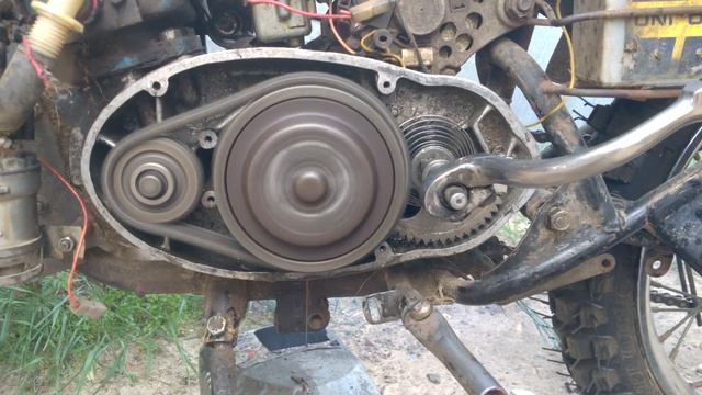 Работа нормальной моторной цепи Иж Планета смотреть онлайн