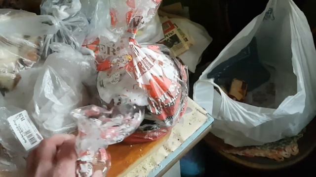 Купил пасок и куличей. Очереди в магазины КАРАНТИН смотреть онлайн