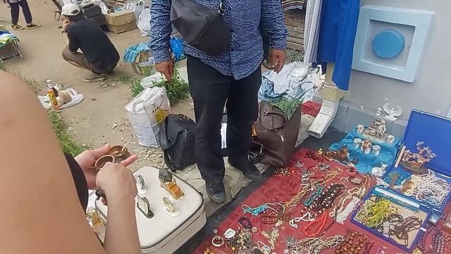 Блошиный рынок & Иван Рыбников Москва Вернисаж Элла Австралия ❣? смотреть онлайн
