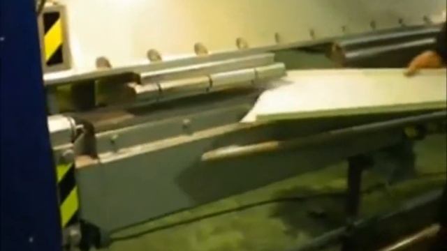 Электромеханический листогиб для производства фасадных кассет ЛЭ 1,5 30002 смотреть онлайн