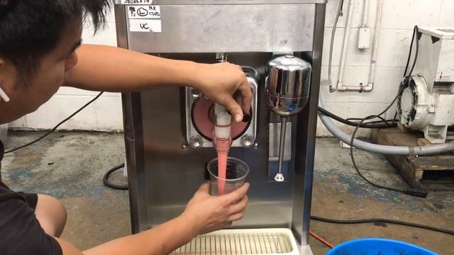 Taylor 340 J8025378 Single Phase Air Frozen Desert Machinewww slicesconcession com смотреть онлайн