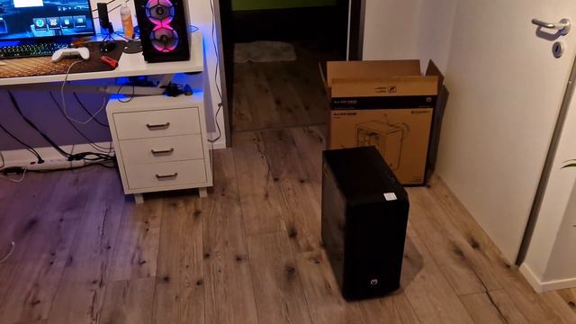 Dubaro mein zweiter Gaming PC 1700€ смотреть онлайн