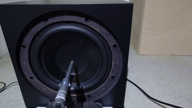 Elac Debut 2.0 Sub 3010 gemessen mit REW und Umik 1 смотреть онлайн