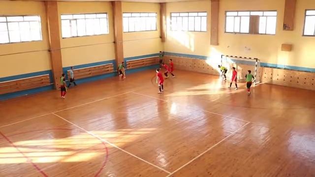Обзор Аксу-Аюлы-Казмарганец. Счёт 4-1. ЛЛФ 2017/2018 Караганда. 3 тур (25.11.2017) смотреть онлайн