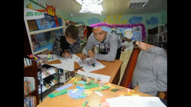 «На пушистой ёлочке Сказочный наряд». (6+) смотреть онлайн