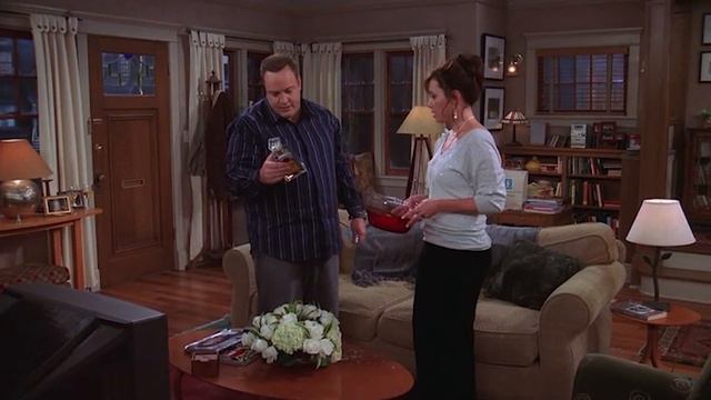 Doug and Carrie Get A Hideous Portrait | The King of Queens смотреть онлайн