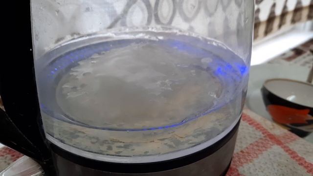 Лед в чайнике смотреть онлайн