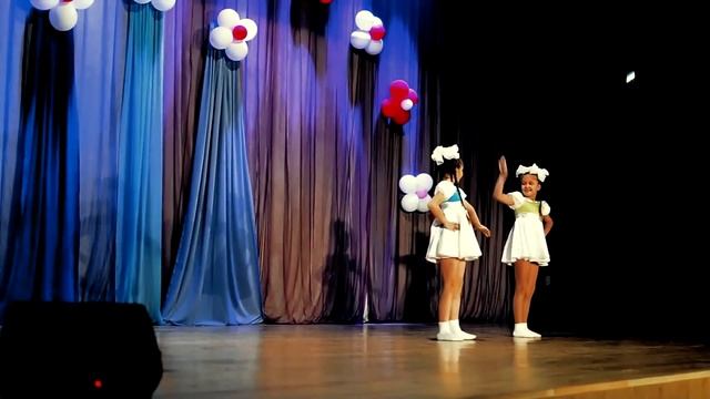 танец две сестрички питер смотреть онлайн