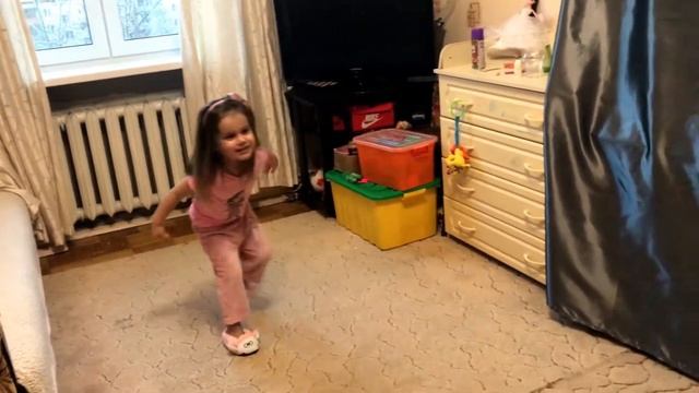 Одна дома!Габриэла спасла драгоценности от похитителя/Gabriela saved her jewels from the kidnapper смотреть онлайн